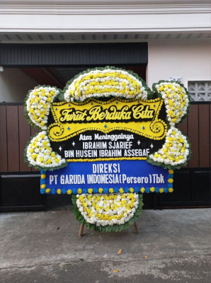 Papan Bunga Duka di Rambung Dalam