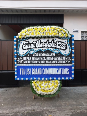 Papan Bunga Duka di Rambung Dalam
